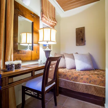 Elia Junior Suite In Epidavros With Shared Pool Nea Epidavros Exterior foto