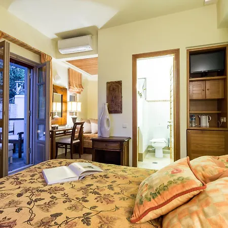 Elia Junior Suite In Epidavros With Shared Pool Nea Epidavros Exterior foto